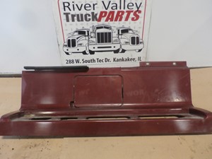 Used 2000 Volvo VNL630 Tank Fairing (Stock #P-3279)) Part Image