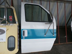 Used 2001 Ford F350 Door Image