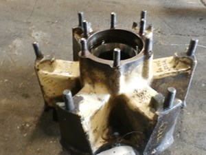 Used 2001 Hub (Stock #P-1730)) Part Image