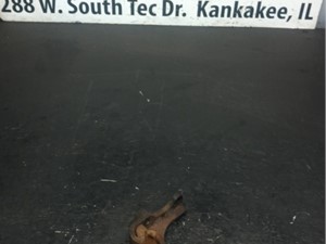 Used Mercedes mb900 Bracket (Stock #P-8843)) Part Image
