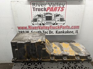 Used 2004 Caterpillar C12 Oil Pan (Stock #200192-61)) Part Image