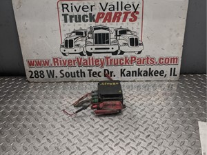 Used 2004 Freightliner M2 106 Fuse Box (Stock #220080-4)) Part Image