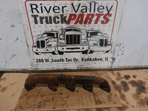 Used 2005 Ford 6.0L Exhaust Manifold (Stock #P-4500)) Part Image