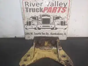 Used 2005 Freightliner FS65 Chassis Engine Mount Image