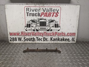 Used 2005 Peterbilt 379 Bracket (Stock #220059-58)) Part Image