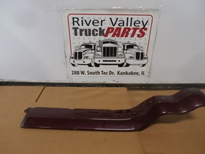 Used 2005 Peterbilt 387 Cab Fairing (Stock #180090-32)) Part Image
