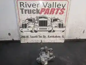 Used 2005 Volvo VE D12 Fuel Gear Pump (Stock #200287-33)) Part Image