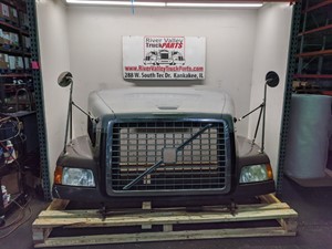 Used 2005 Volvo VNM Hood (Stock #200287-1)) Part Image