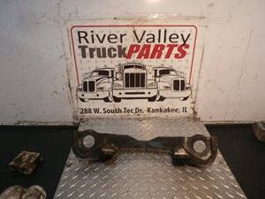 Used 2006 Engine Mount (Stock #190007-27)) Part Image