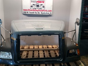 Used 2007 Volvo VNM Hood (Stock #210607-4)) Part Image