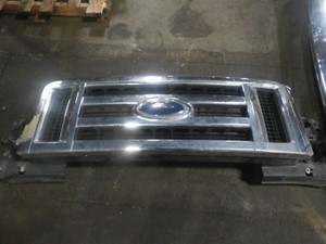 Used 2008 Ford Econoline Grille (Stock #180124-2)) Part Image