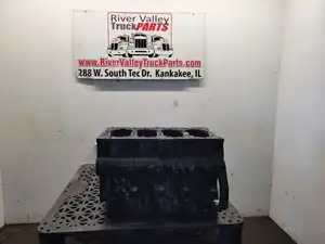 Used 2008 Mitsubishi Block (Stock #220311-2)) Part Image