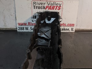Used 2009 International MAXXFORCE DT466 Valve Cover (Stock #190220-17)) Part Image