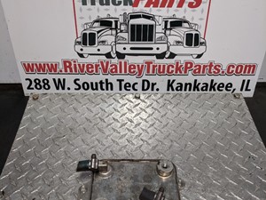 Used 2010 International MAXXFORCE 7 Oil Cooler (Stock #190032-19)) Part Image
