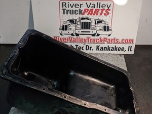 Used 2010 International MAXXFORCE 7 Oil Pan (Stock #190041-26)) Part Image