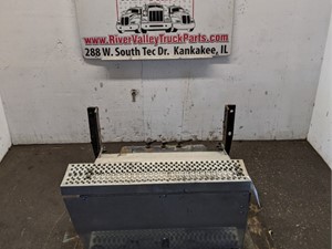 Used 2010 Peterbilt 386 Battery Box (Stock #220254-24)) Part Image