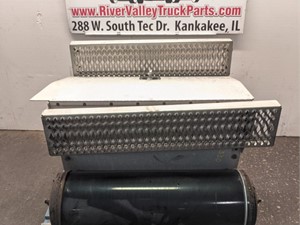 Used 2010 Peterbilt 386 Tool Box (Stock #200330-10)) Part Image