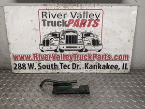 Used 2010 Volvo VNL Bracket (Stock #200326-32)) Part Image