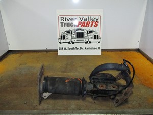 Used 2011 International PROSTAR Cab Mount (Stock #190146-26)) Part Image