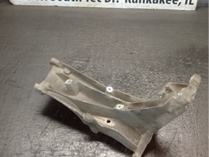 Used 2013 Peterbilt 386 Bracket (Stock #200164-77)) Part Image