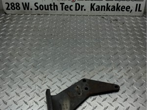 Used 2013 Peterbilt 386 Engine Mount Image