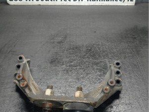 Used 2013 Peterbilt 386 Engine Mount Image