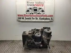 Used 2014 PACCAR MX13 Oil Cooler (Stock #230178-26)) Part Image