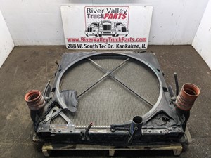 Used 2014 Peterbilt 587 Radiator (Stock #220065-19)) Part Image