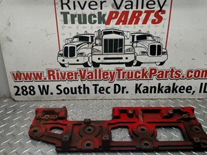 Used 2015 Bracket (Stock #P-9215)) Part Image