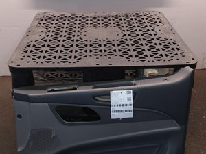 Used 2015 Peterbilt 579 Interior Misc Part (Stock #200193-5)) Part Image