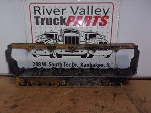 Used Caterpillar 3116 Valve Cover (Stock #P-3432)) Part Image