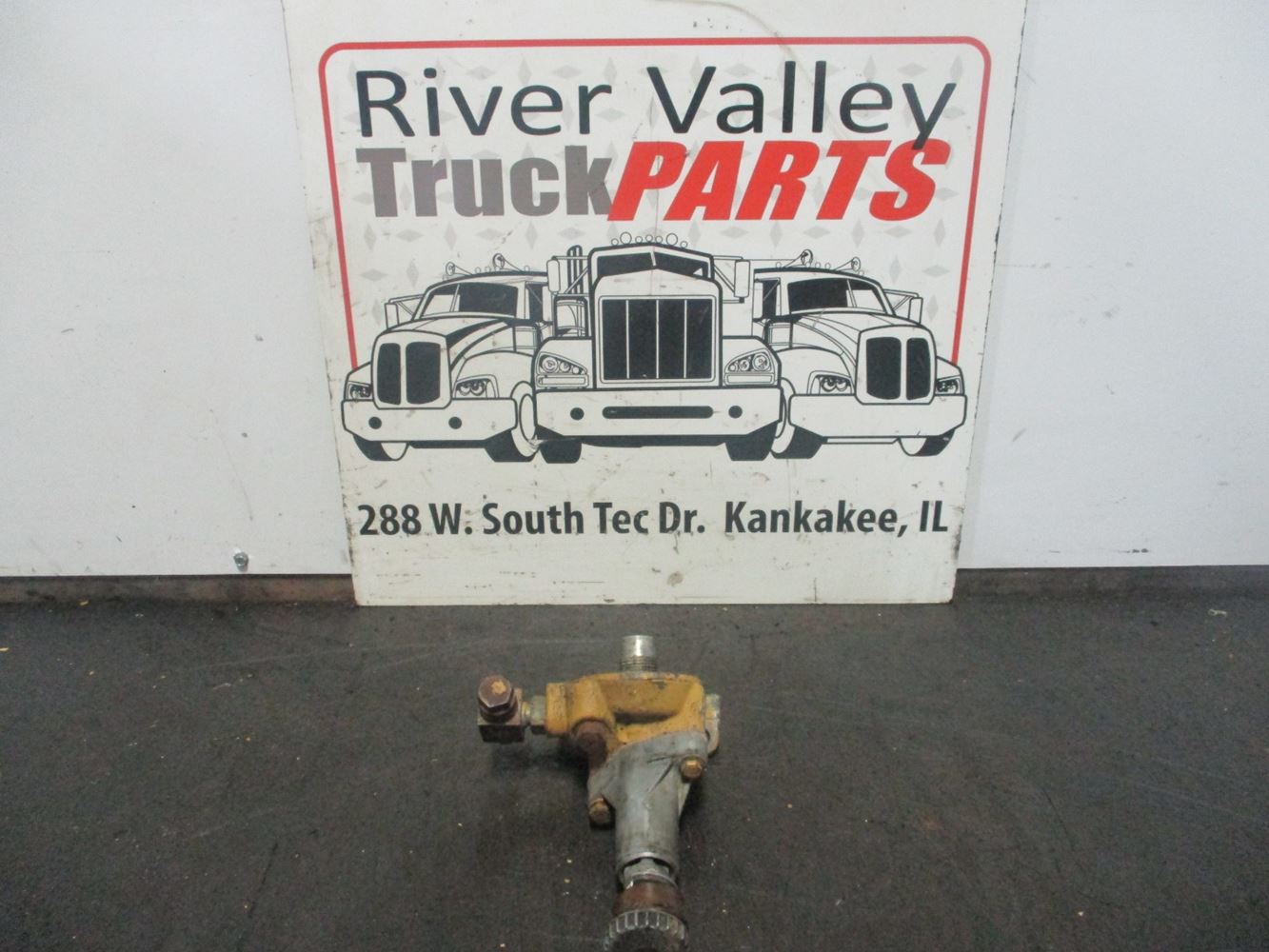 caterpillar 3126 (stock p 5850) 3126 Caterpillar Fuel Filter Truck caterpillar 3126 fuel pump f&j