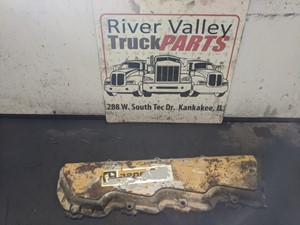 Used Caterpillar 3208 Valve Cover (Stock #P-10746)) Part Image