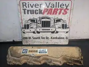 Used Caterpillar 3208 Valve Cover (Stock #P-12039)) Part Image