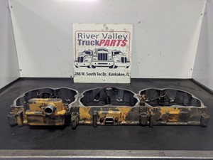 Used Caterpillar C12 Valve Cover (Stock #P-5974)) Part Image