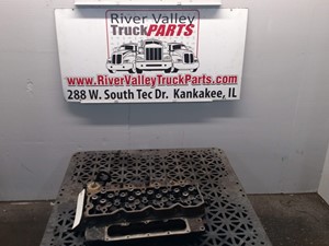 Used Cummins ISB Head (Stock #P-8608)) Part Image