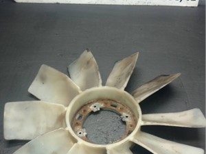 Used Hino JO5D-TA Fan Clutch/Hub (Stock #P-8746)) Part Image