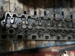 Used International DT466 Head (Stock #P-6618)) Part Image
