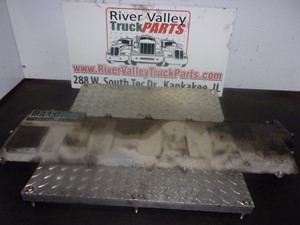 Used International MAXXFORCE 13 Valve Cover (Stock #P-6449)) Part Image