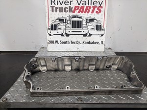 Used International MAXXFORCE 7 Valve Cover (Stock #P-6025)) Part Image