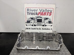 Used International MAXXFORCE 7 Valve Cover (Stock #P-6024)) Part Image