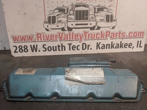 Used International T444 Valve Cover (Stock #P-7824)) Part Image