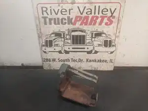 Used Bracket (Stock #P-11609)) Part Image