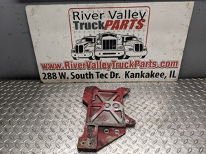 Used Bracket (Stock #P-9940)) Part Image