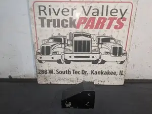 Used Bracket (Stock #P-11775)) Part Image