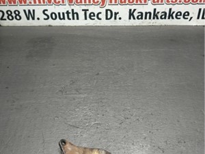 Used Bracket (Stock #P-8789)) Part Image