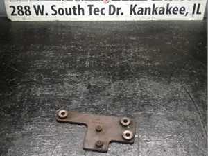 Used Bracket (Stock #P-8637)) Part Image