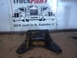 Used Engine Mount (Stock #P-3731)) Part Image
