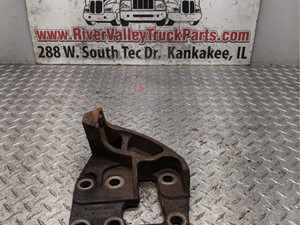 Used Engine Mount (Stock #P-9886)) Part Image