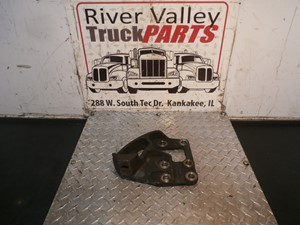 Used Engine Mount (Stock #P-5205)) Part Image